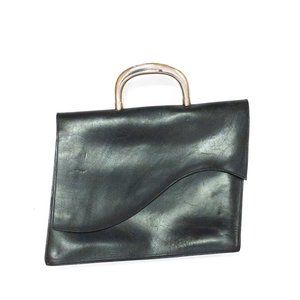 VINTAGE BLACK LEATHER BRIEFCASE / PORTFOLIO